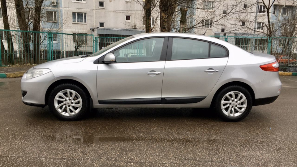 Renault fluence 1.6. Рено Флюенс отзывы. Рено Флюенс отзывы владельцев. Рено Флюенс отзывы владельцев 1.6 механика.