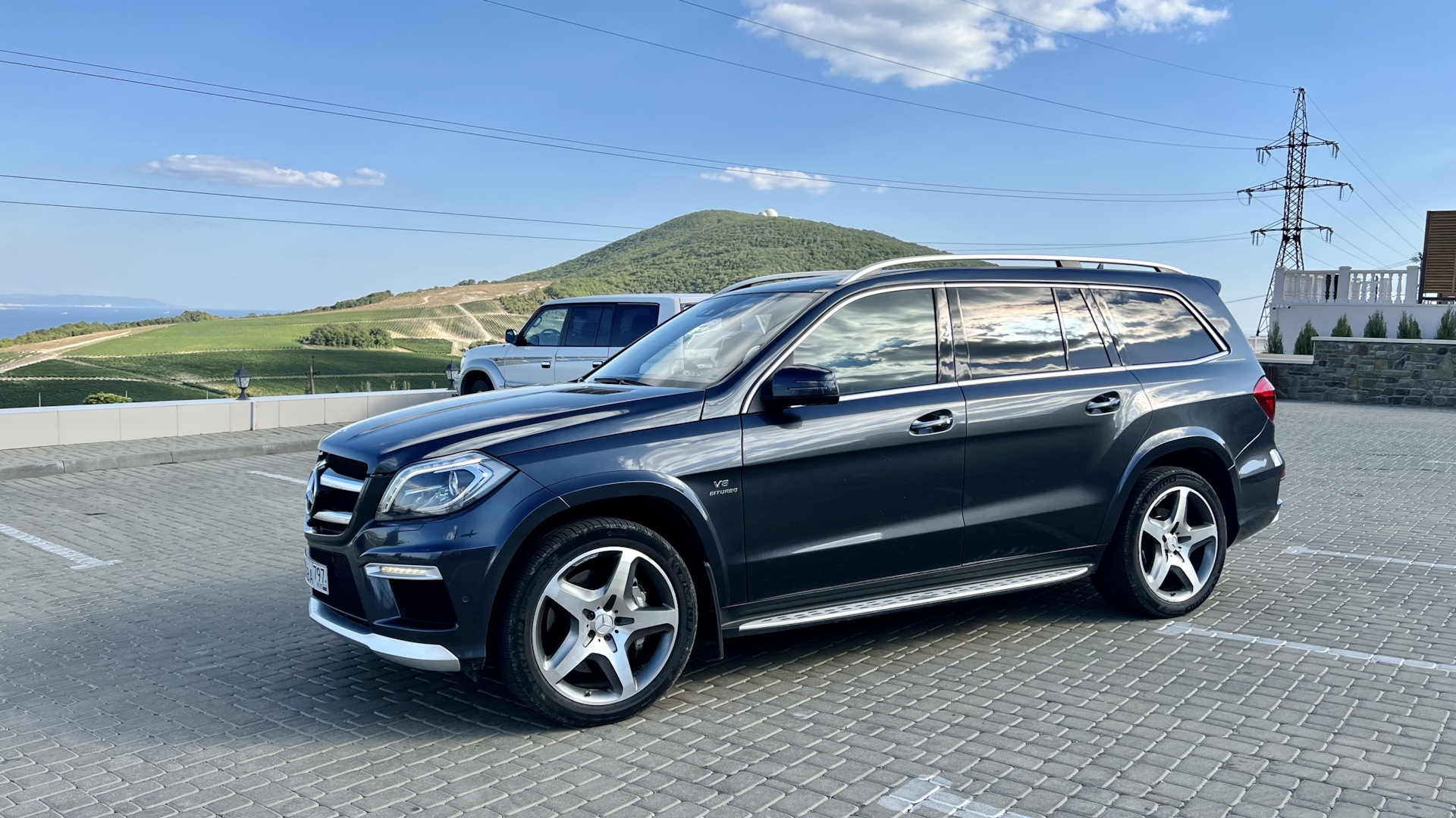 Mercedes-Benz GL 63 AMG 5.5 бензиновый 2013 | Пристегните ремни на DRIVE2