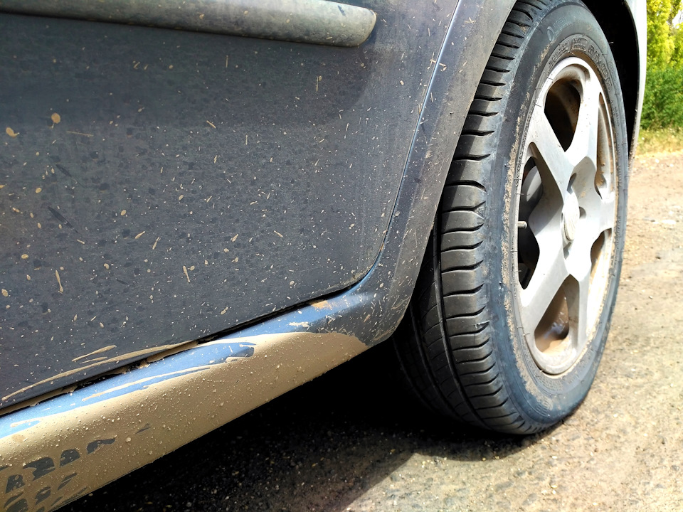 Дополнительные уплотнители героически удерживали пыль! — FIAT Linea