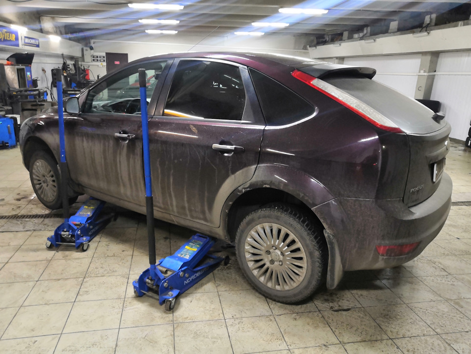Неприятности — Ford Focus II Hatchback, 1,8 л, 2010 года | колёсные ...