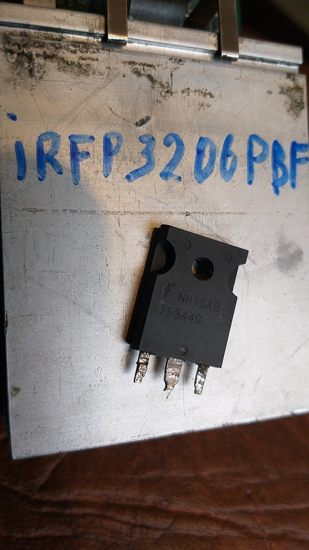 Замена транзистора на обдув — Renault Scenic II, 1,5 л, 2007 года ...