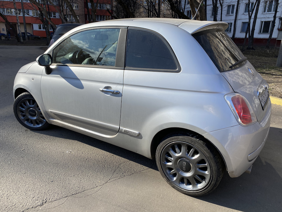 Fiat 500 реснички