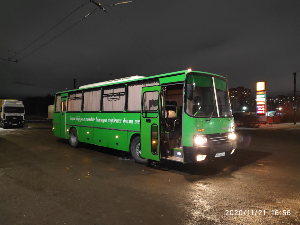 Фото в бортжурнале Икарус 256 21 Н2