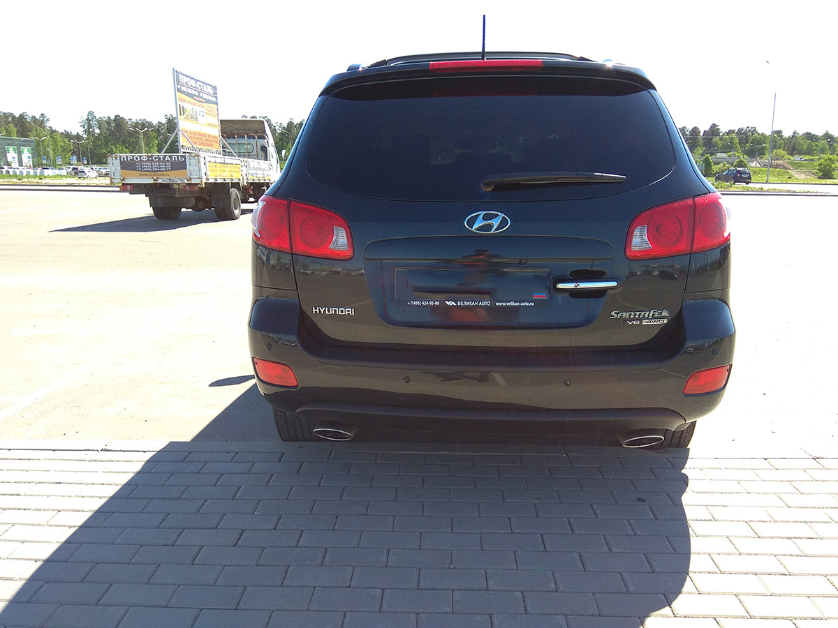 Hyundai Santa Fe II 2.7 v6 GLS. Матовый черный Хендай сантафе сзади. Hyundai Santa Fe II 2.7 v6 GLS диффузор переднего бампера.