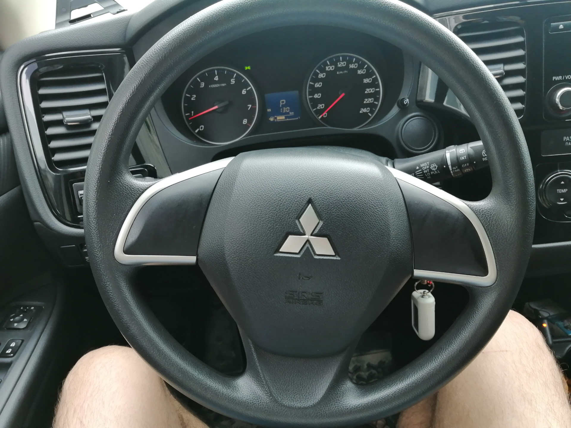Кнопки управления магнитолой и круиз контролем — DRIVE2