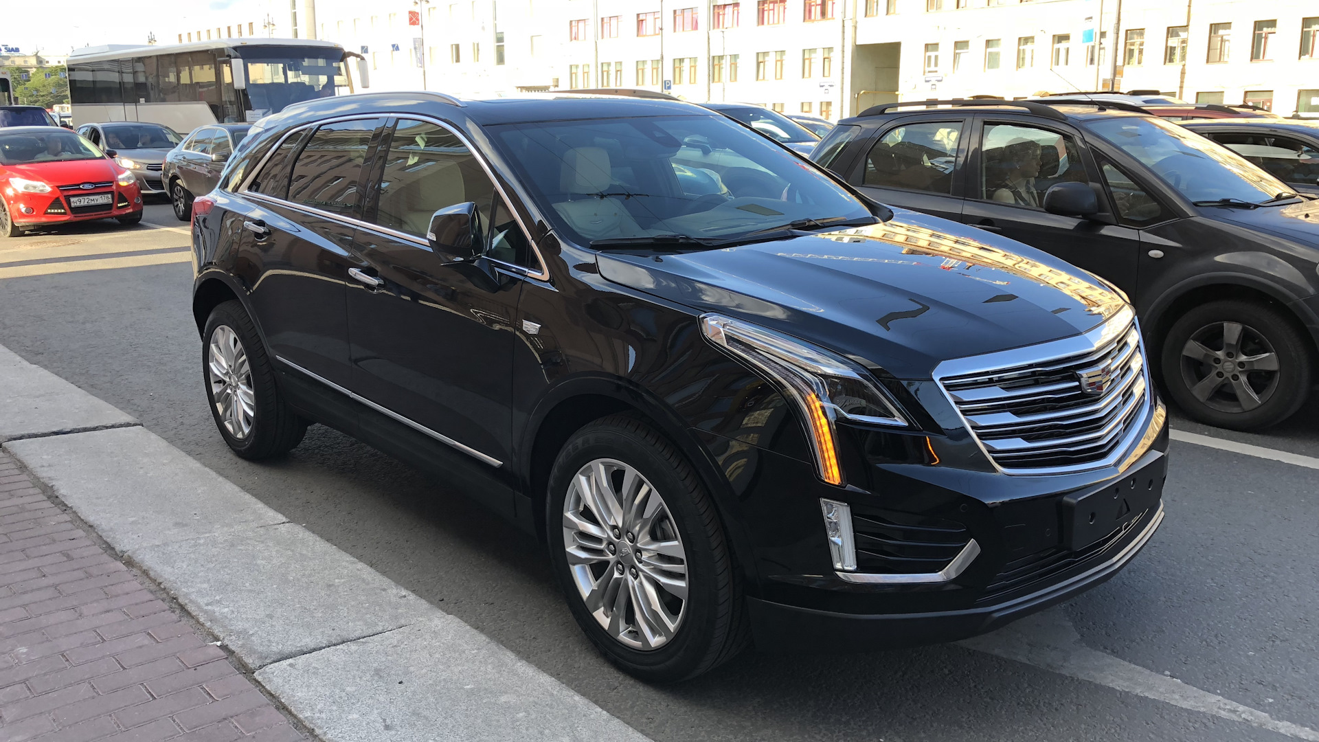 Фото xt5 cadillac