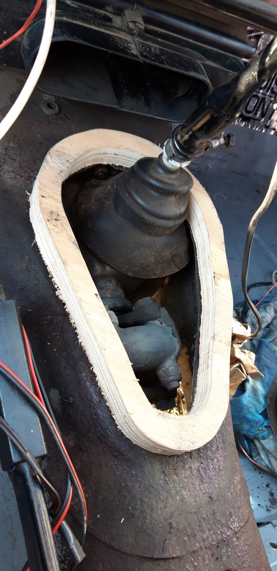 Подиум для крышки кпп — ИЖ 2126, 1,6 л, 2003 года | тюнинг | DRIVE2