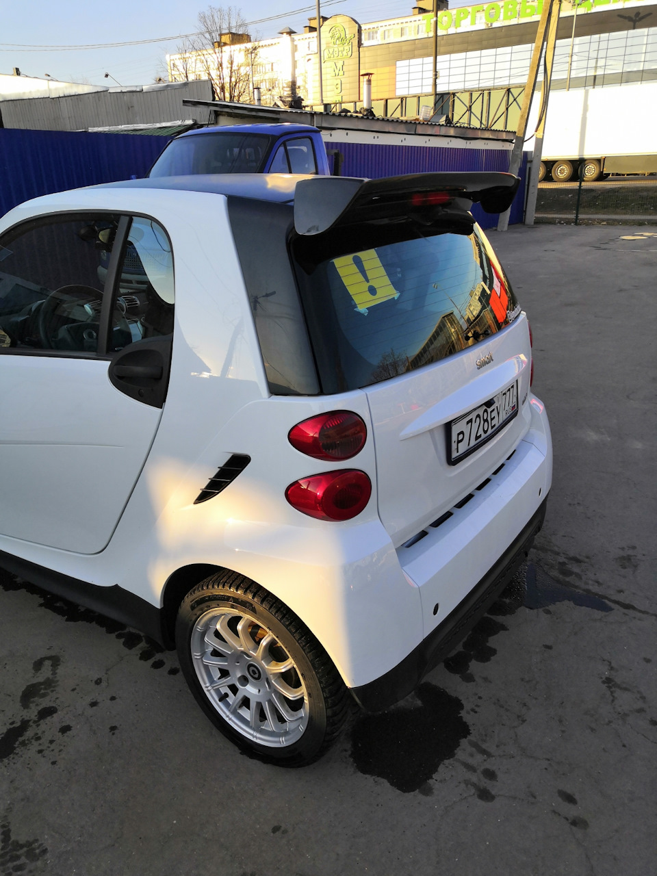 Спойлер или как доставить себе удовольствие — Smart fortwo (2G), 1 л, 2013  года | стайлинг | DRIVE2