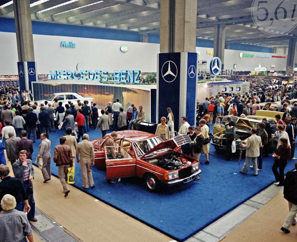 * — Mercedes-Benz S-Class (W126)