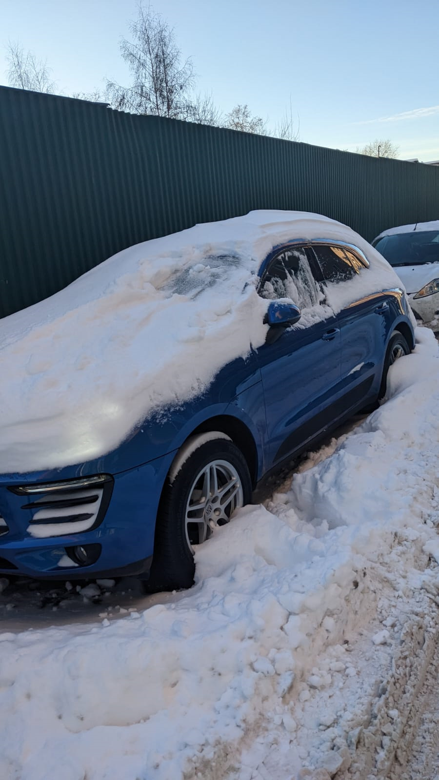 Где сделать дубликат ключа в Москве? — Porsche Macan, 2 л, 2018 года |  электроника | DRIVE2