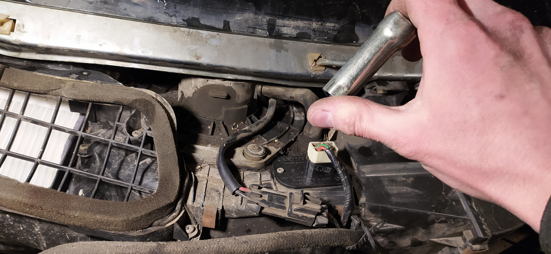 Замена пистонов жабо на приоре — LADA Приора седан, 1,6 л., 2007 года ...