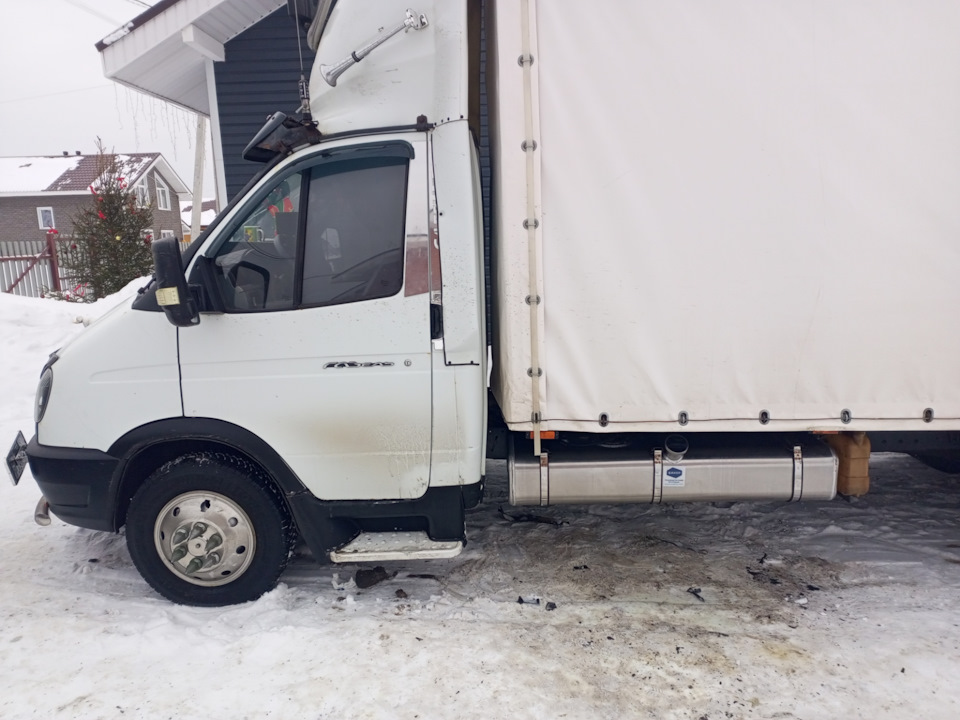 Замена топливного бака на алюминивый — ГАЗ Газель, 2,8 л, 2013 года ...