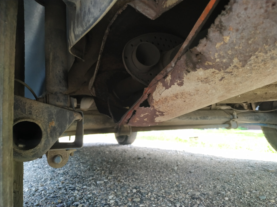 Что может случиться если помыть машину под капотом — Lada 21099, 1,3 л ...