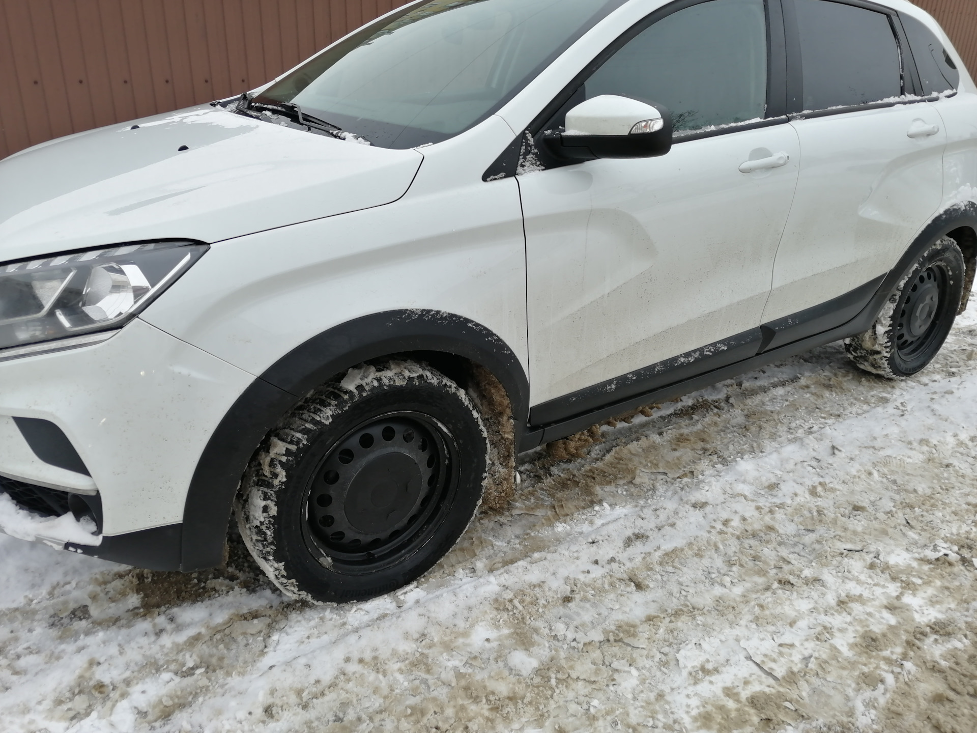 Защитные колпаки на зиму — Lada XRAY Cross, 1,6 л, 2019 года ...