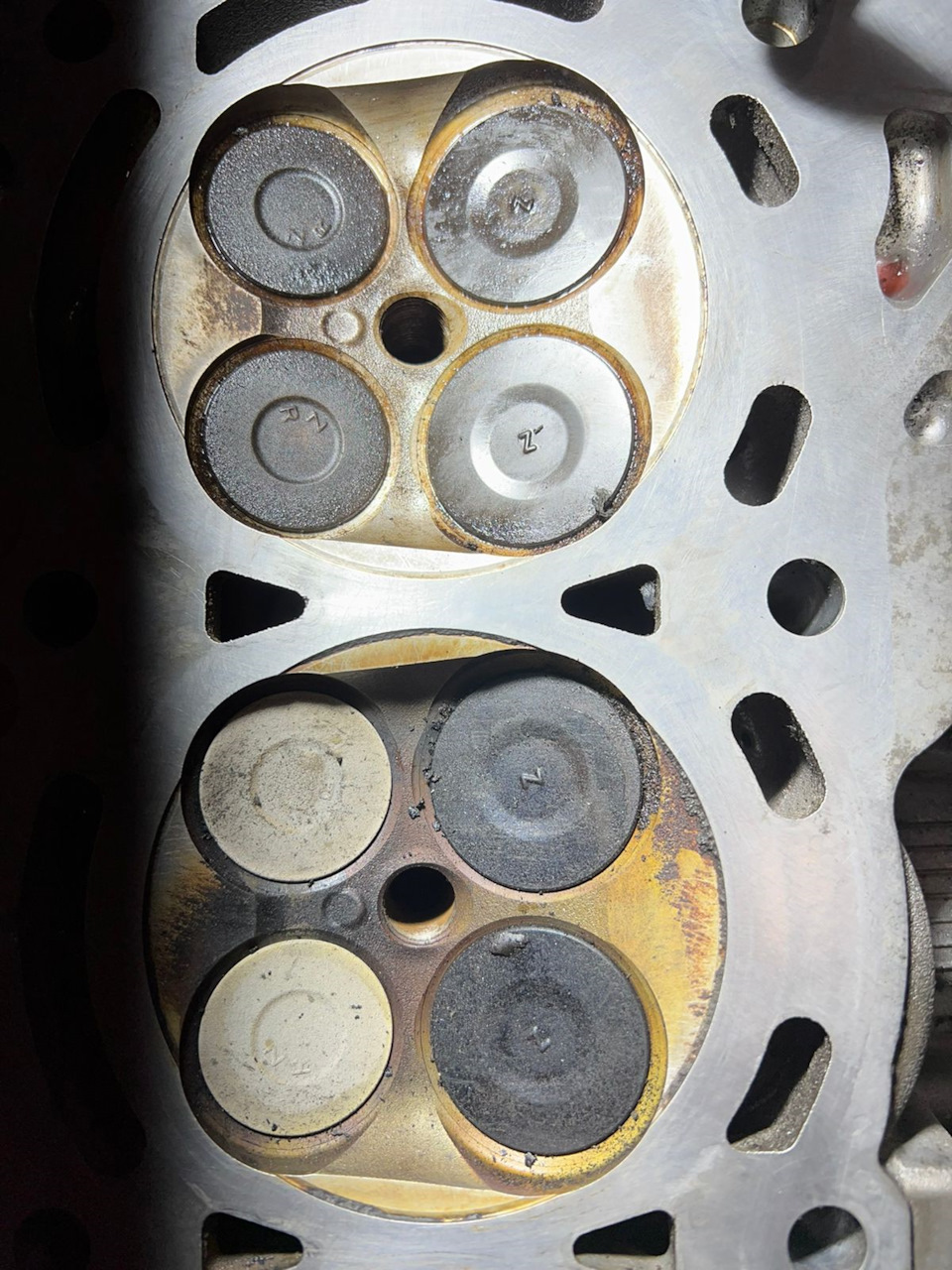 Белый дым из выхлопа. — Toyota RAV4 (IV), 2 л, 2013 года | поломка | DRIVE2