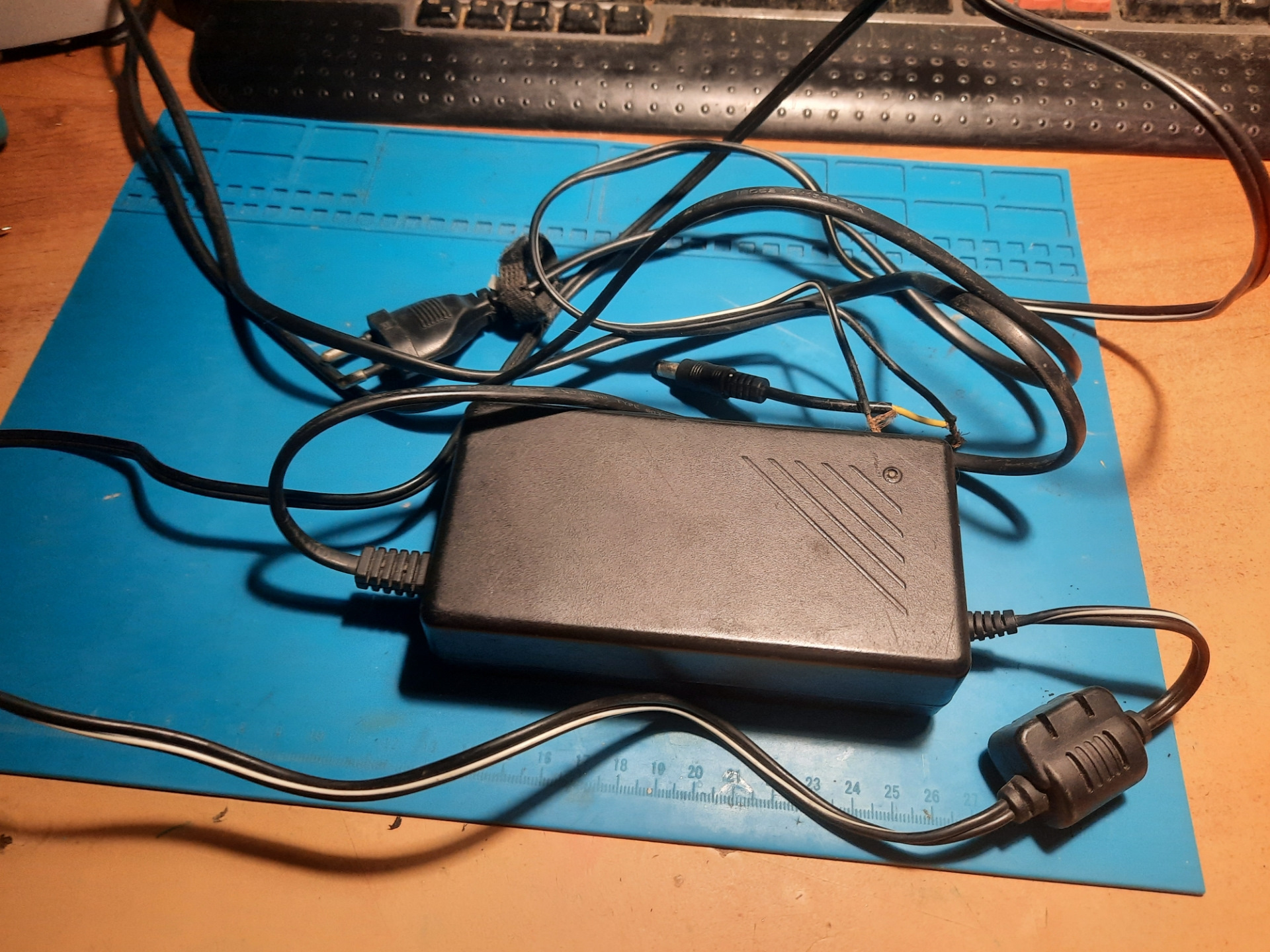 Блок питания Robiton EN5000S 5000мА — DRIVE2