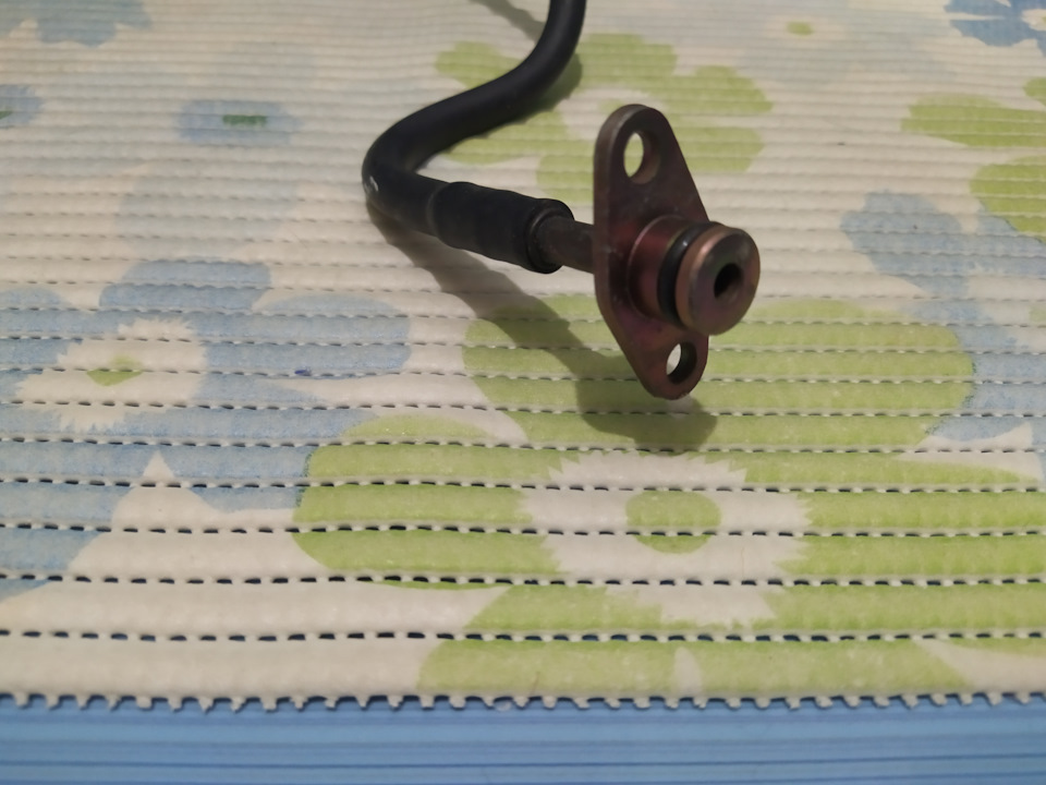 Трубка топливная на Mitsubishi Grandis. Б/у | 1 500 ₽ в городе Омск ...