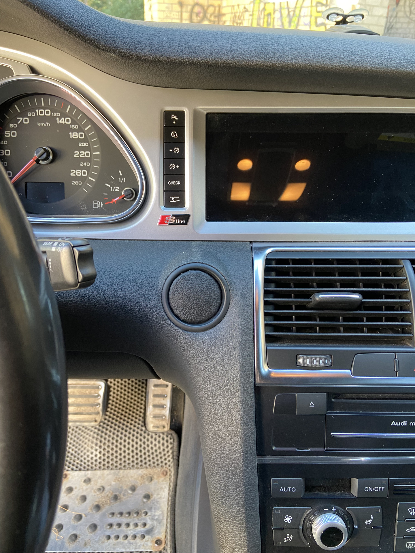 Заглушка замка зажигания Audi Q7 — DRIVE2