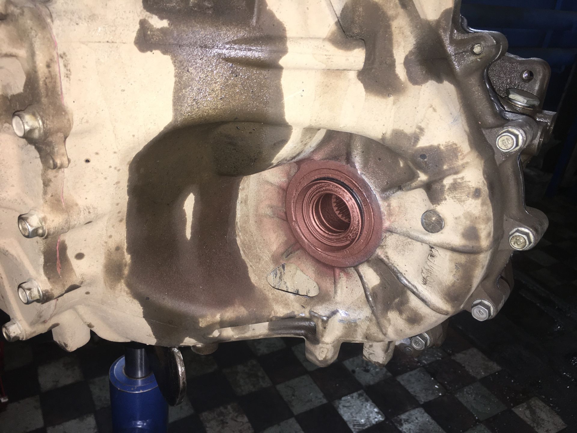 Хендай Санта Фе 3 ремонт полного привода, раздатки и профилактика муфты ...