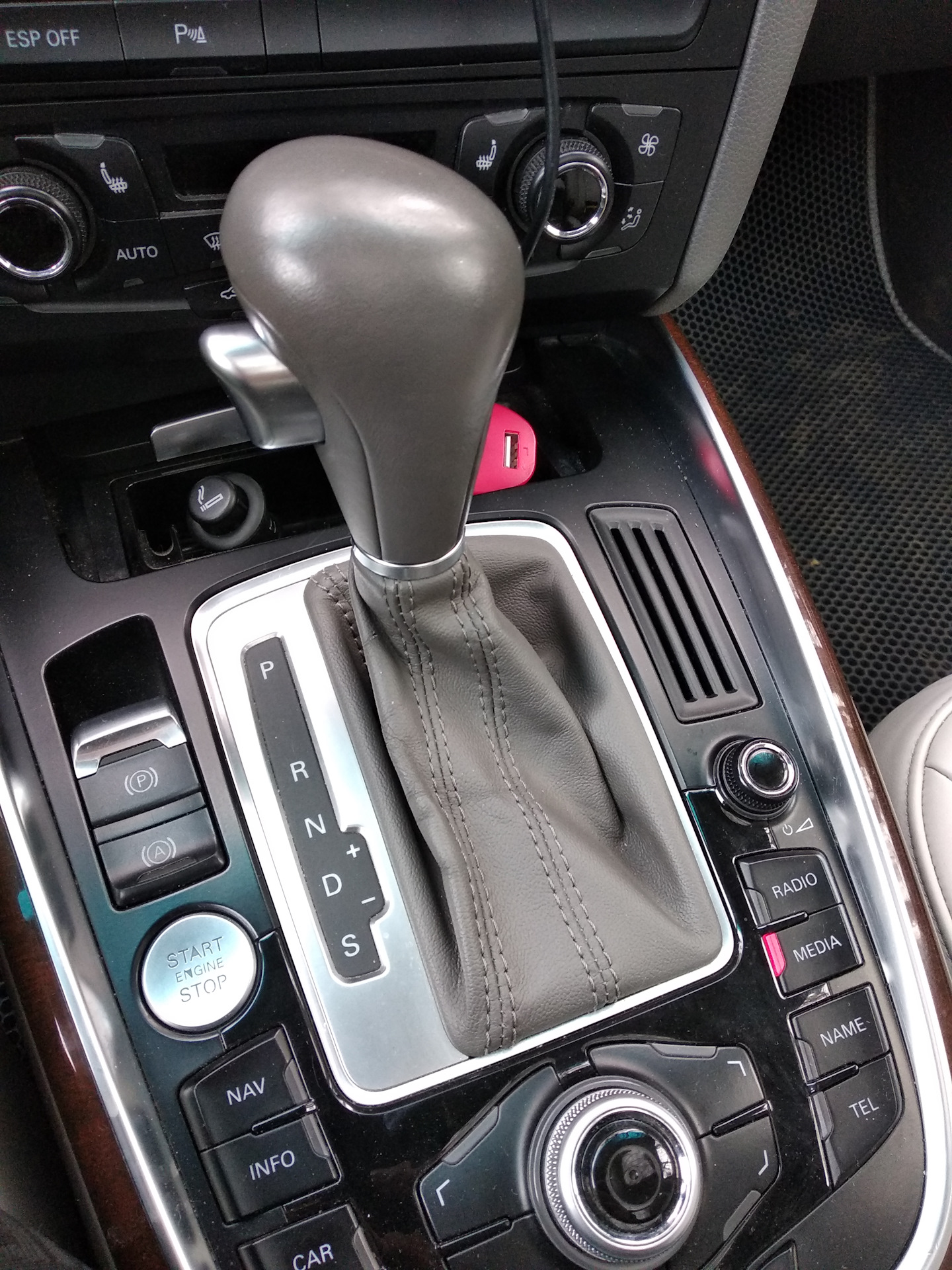 Селектор кпп vw jetta 6. Хрустальная ручка акпп туарег. Ручка акпп jetta 6. Джетта 5 1. Джетта 6 дсг.