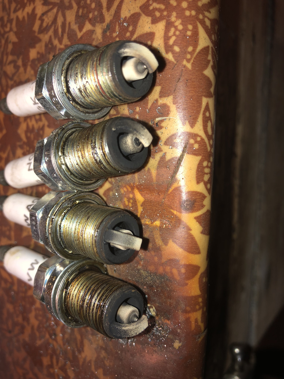 Почистил ДЗ + поменял свечи — Audi A4 Allroad (B8), 2 л, 2013 года ...