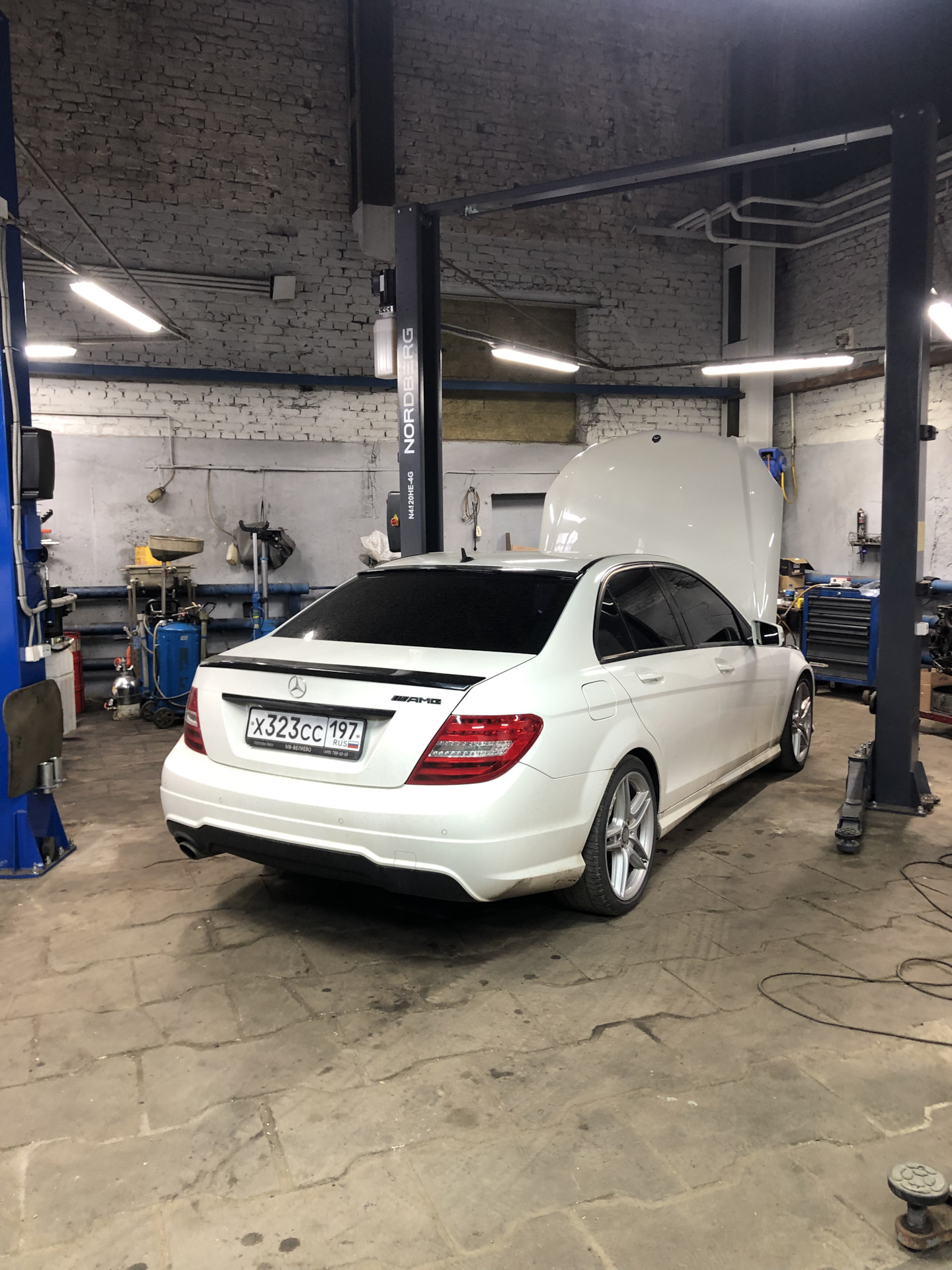 Замена клапана КВКГ — Mercedes-Benz C-Class (W204), 1,8 л, 2012 года ...