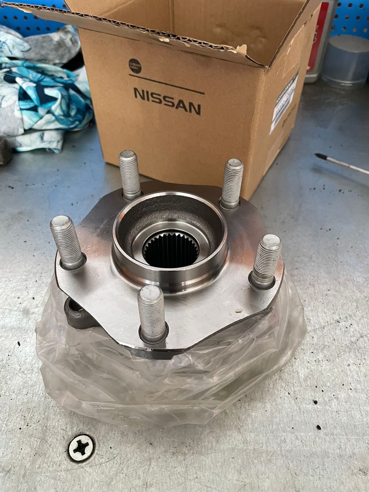 Замена передней ступицы и возврат к колодкам NiBK — Nissan Teana (L33 ...