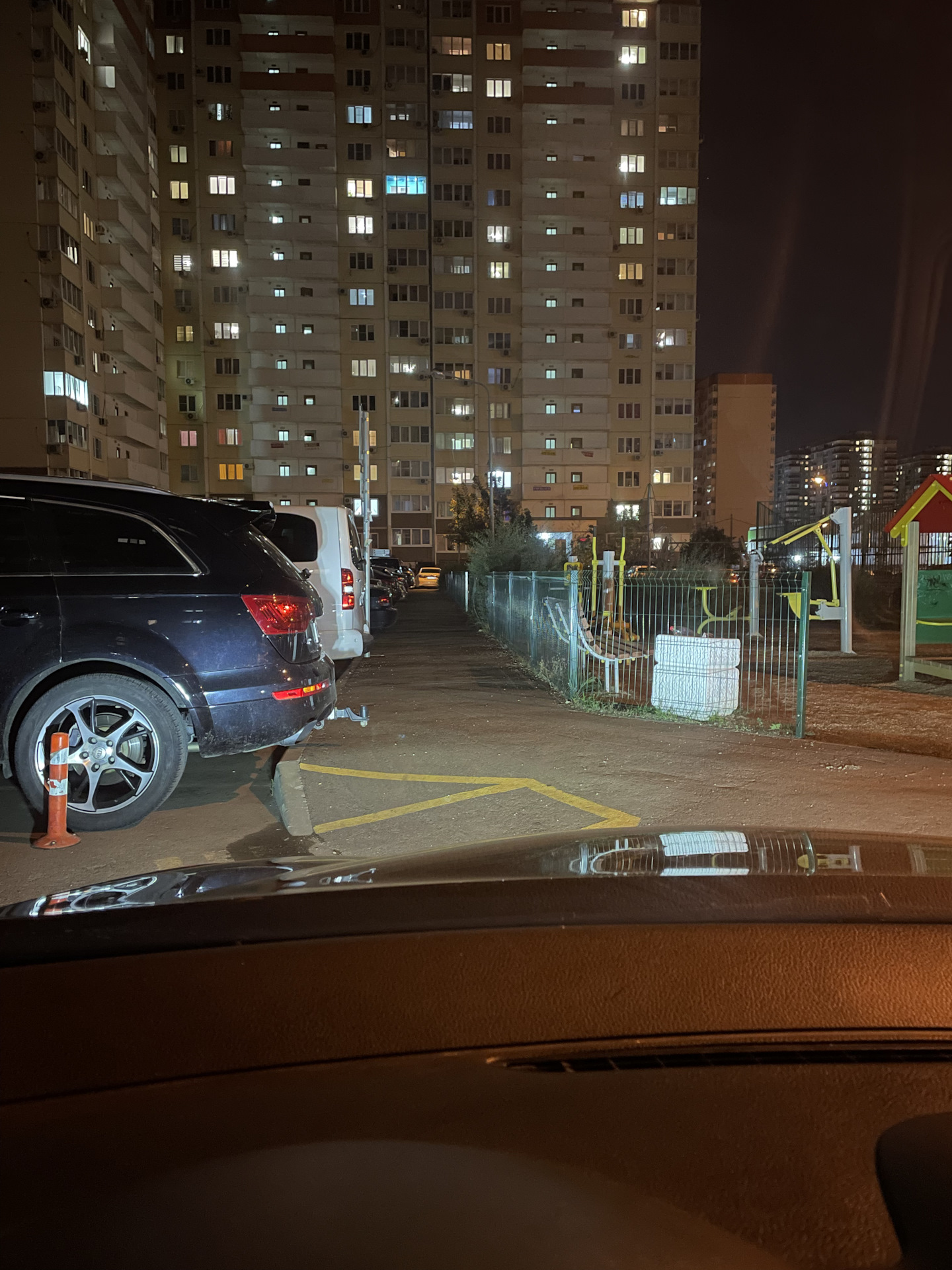 Лёд в туманки — Volkswagen Jetta V, 1,6 л, 2008 года | электроника | DRIVE2