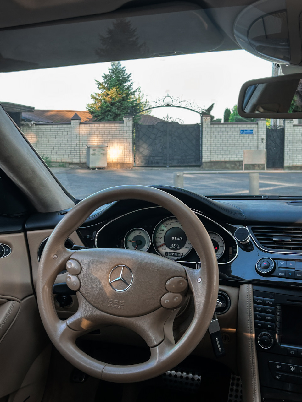 Фото в бортжурнале Mercedes-Benz CLS 55 AMG (C219)