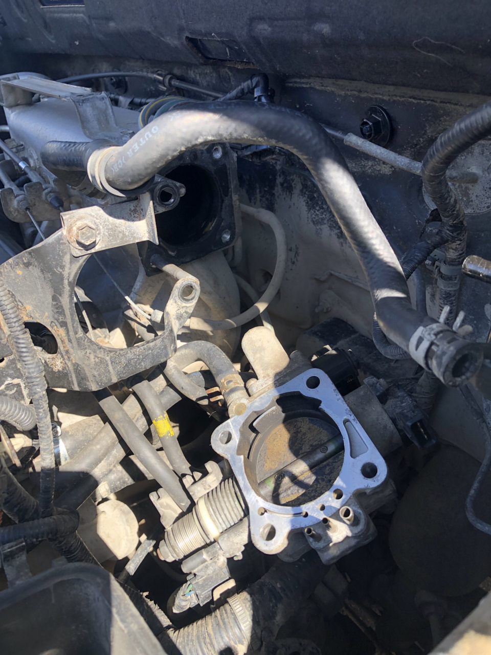 227300 миль Чистка дроссельной заслонки ! — Hyundai Santa Fe (1G), 2,4 ...