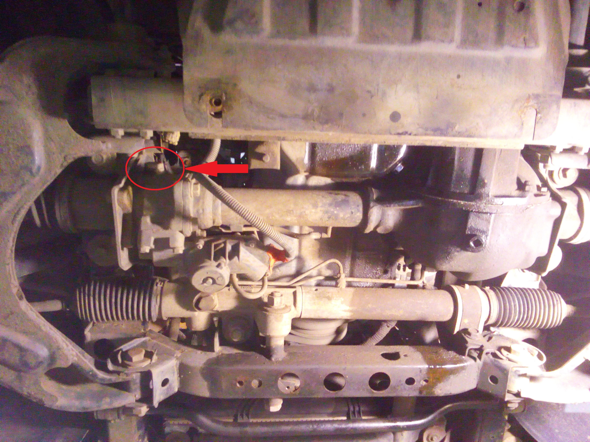 0 егр масло. Двигатель в масле ховер. Масляный фильтр для двигателя ховер н5 2. 4. 0л.