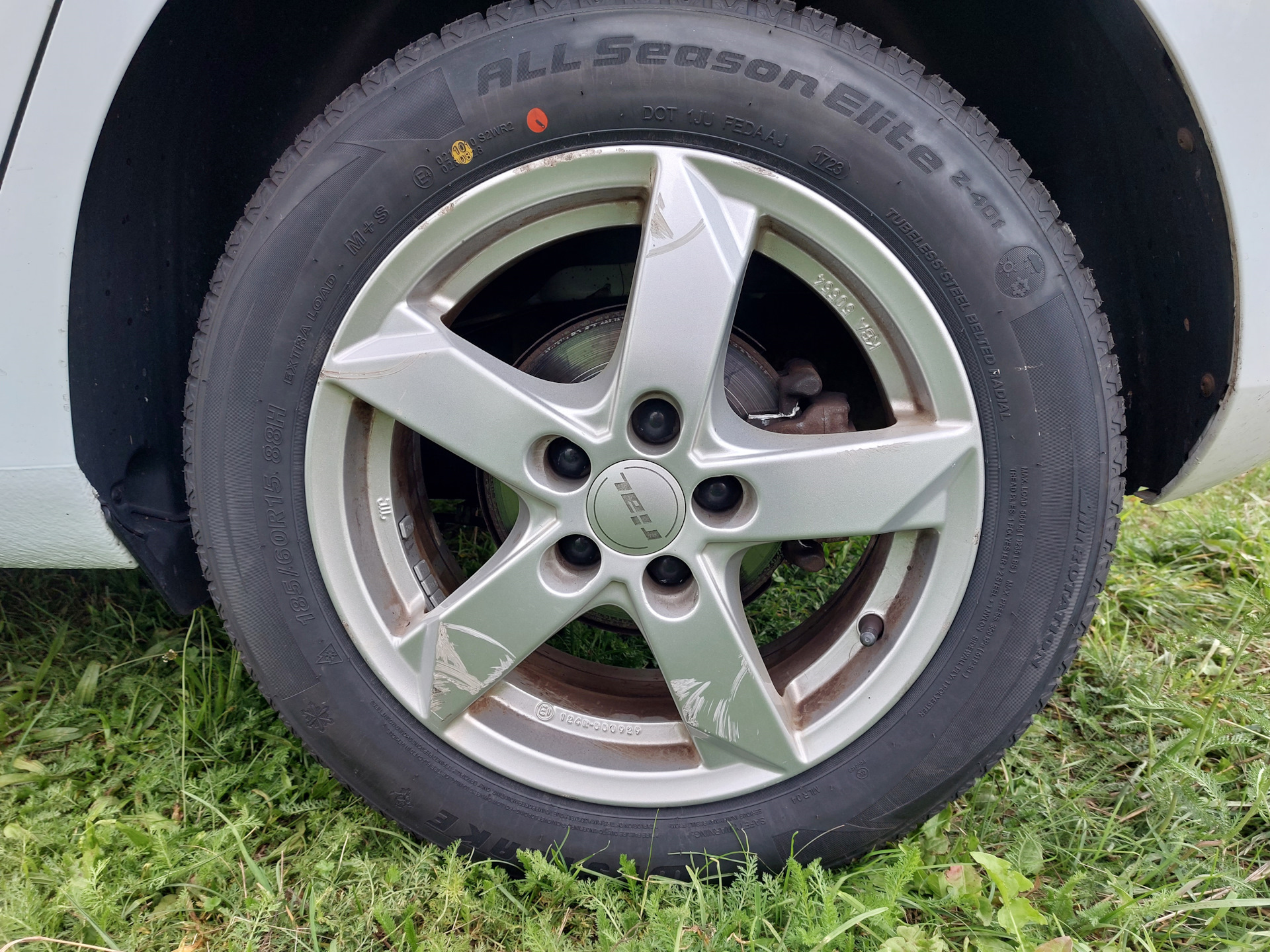 Pneumatico WEST LAKE 185/60 R15 All Season Z-401 M+S 88H | Per Tutte Le Stagioni Con Codice 95632 - Foto 4