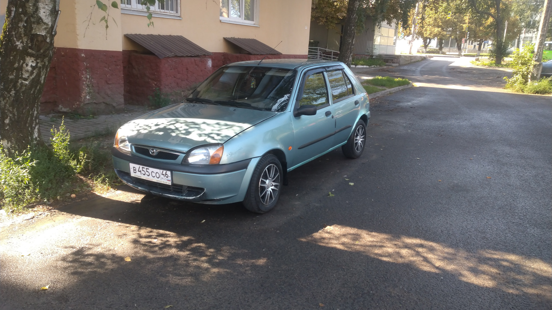 Mazda 121 IV 1.3 бензиновый 2000 | Морозный иней на DRIVE2