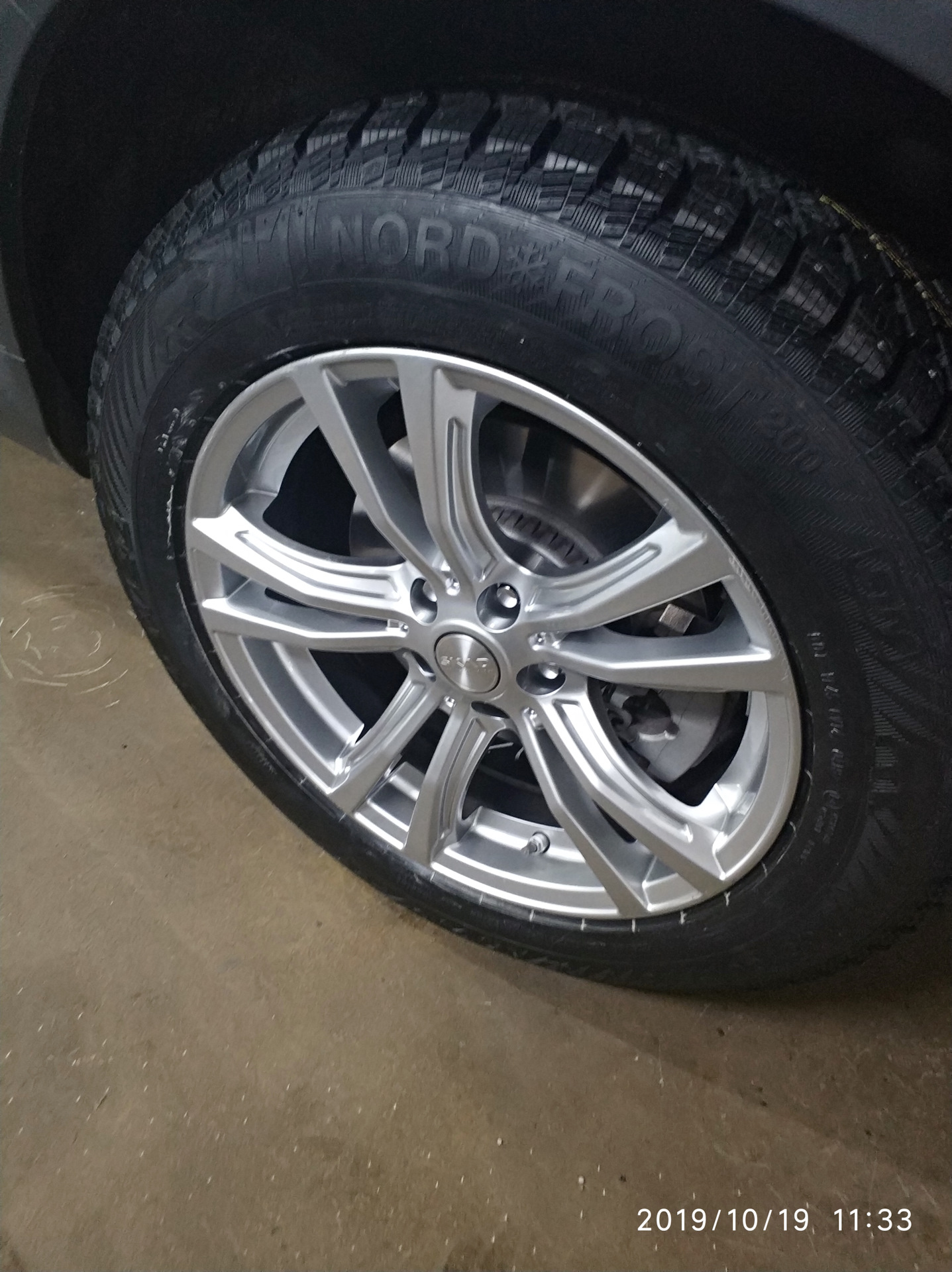 Замена колес в сборе на зимние — Mercedes-Benz GLC-Class (X253), 2 л ...