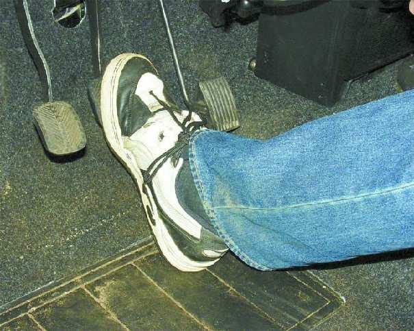 Педаль тормоза колом. Хелп — Honda Civic 4D (8G), 1,8 л, 2008 года ...