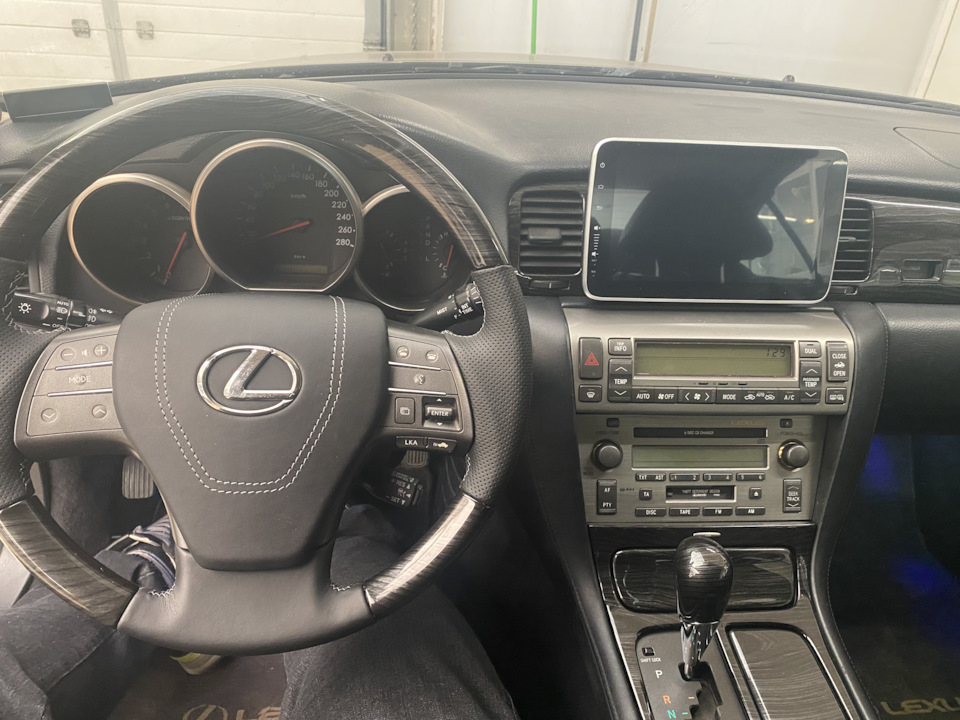 Адаптация салона для современной жизни ! — Lexus SC (430), 4,3 л, 2005 ...