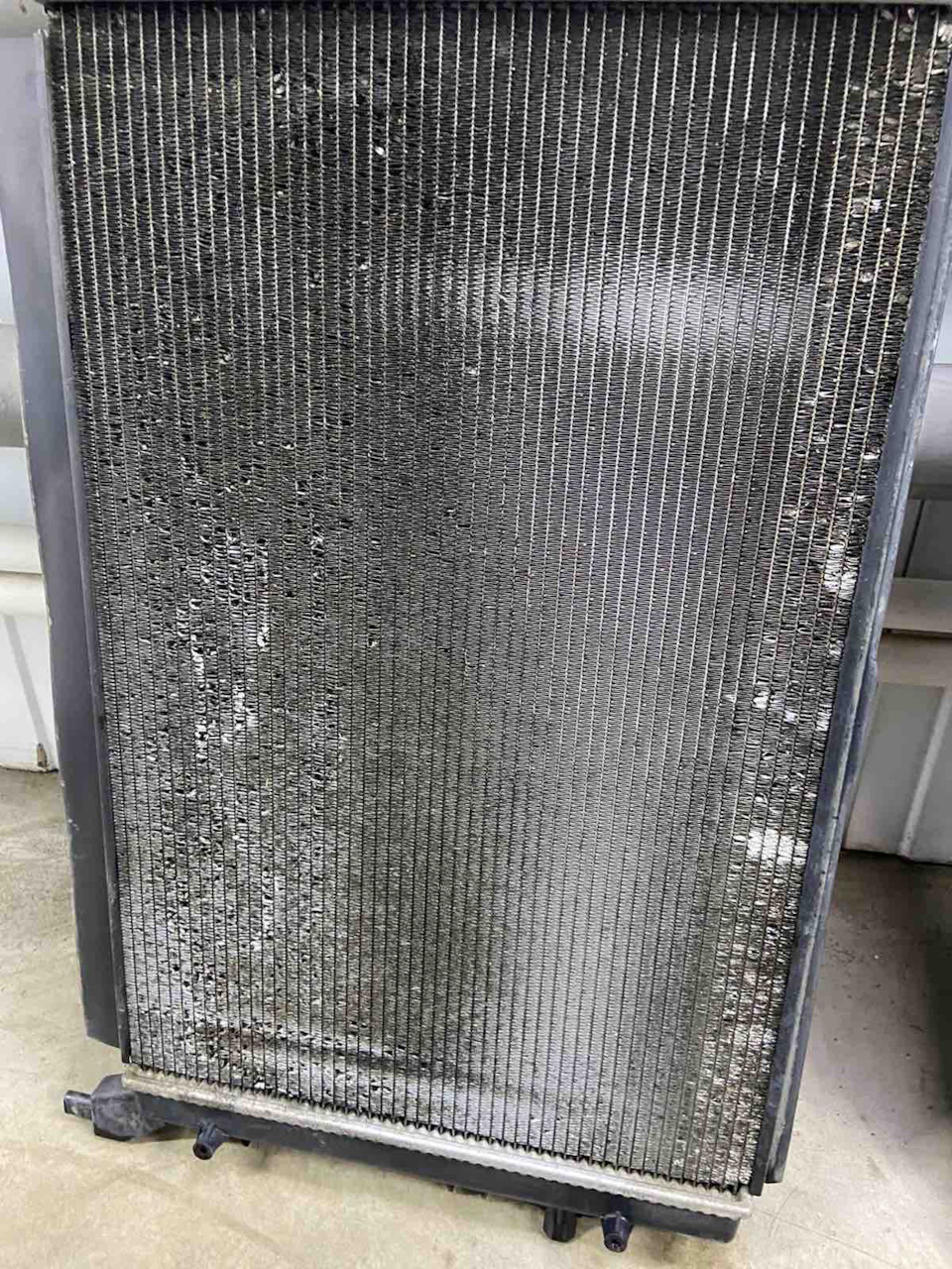 Мойка радиаторов — Skoda Octavia A5 Mk2, 1,4 л, 2011 года | визит на ...