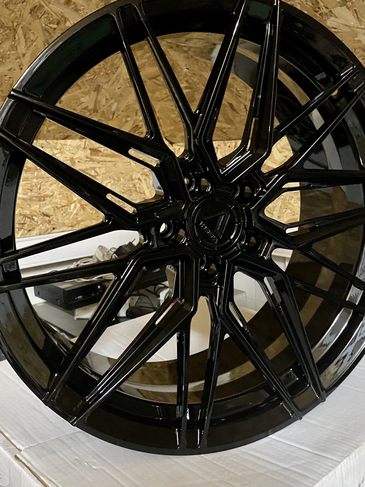 Диски Vissol F-1091 — Audi RS Q3 (1G), 2,5 л, 2014 года | колёсные ...