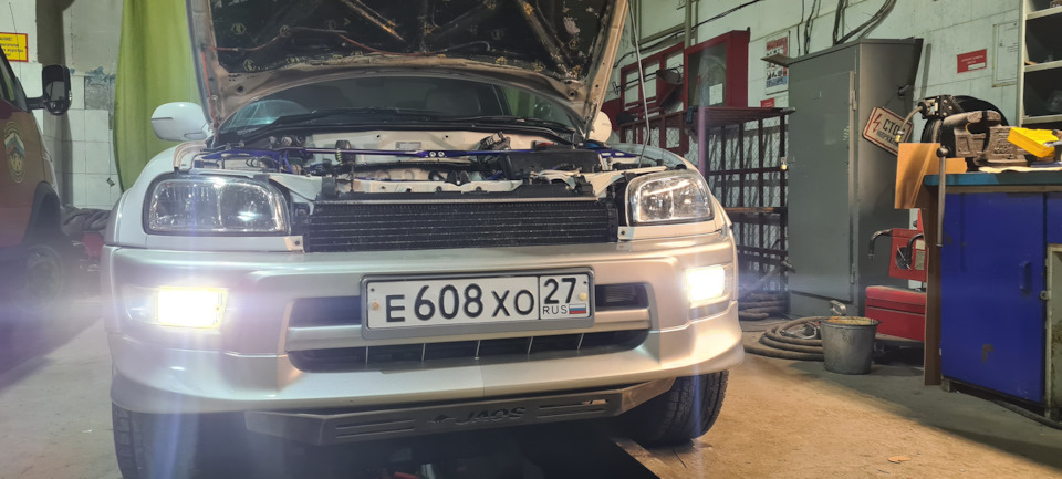 так выглядит машина в режиме ДХО, оно у меня включается на передаче — Toyota RAV4 (I)