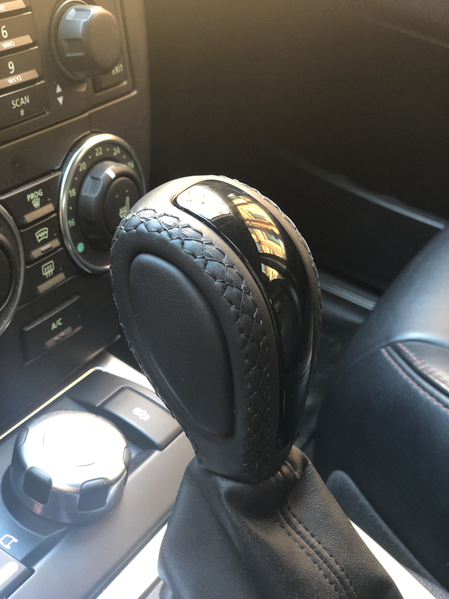 Как снять ручку акпп фрилендер 2 Ручку акпп в кожу - Land Rover Freelander 2, 2,2 л, 2011 года тюнинг DRIVE2