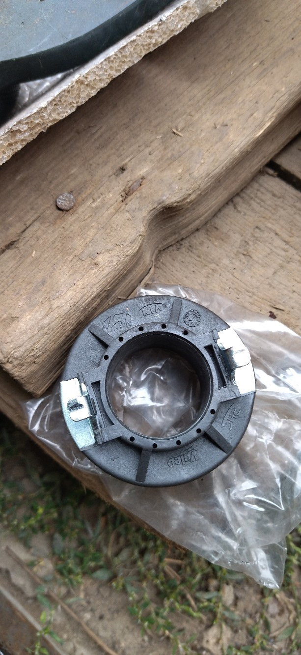 №66_Замена выжимного подшипника _138 160 км — Hyundai Accent (2G), 1,5 ...