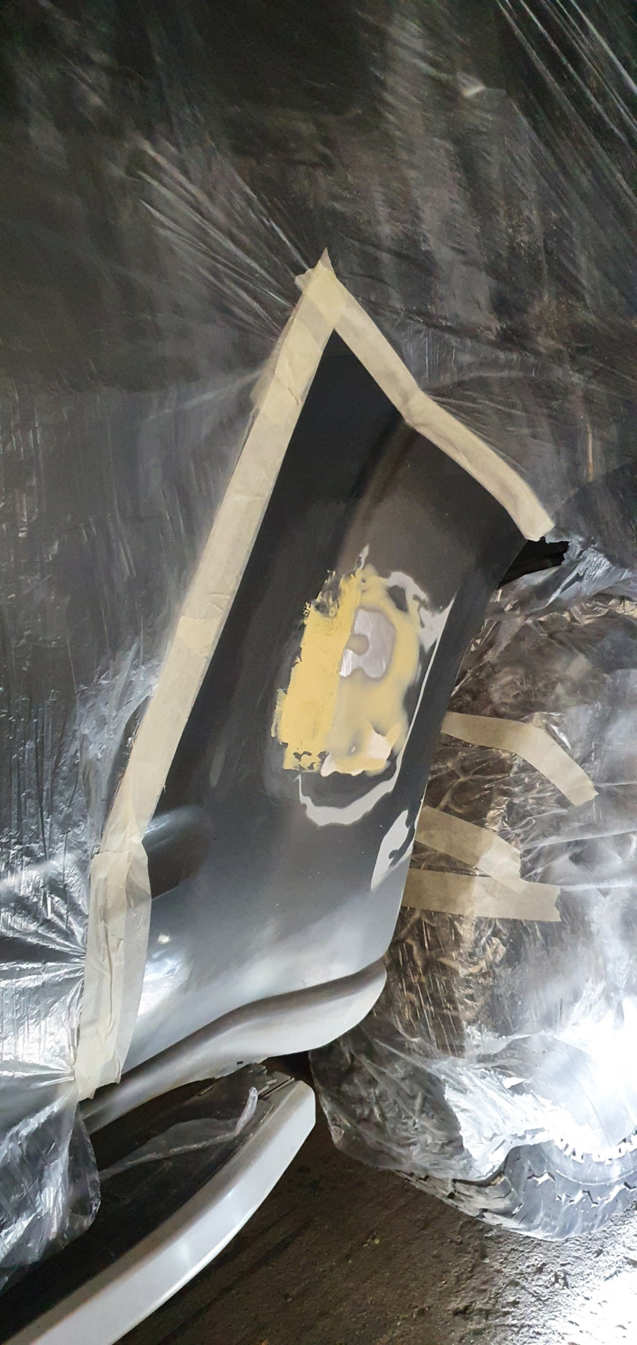 Ремонт скола ЛКП на двери, подкраска кантов двери, устранение рыжиков ...