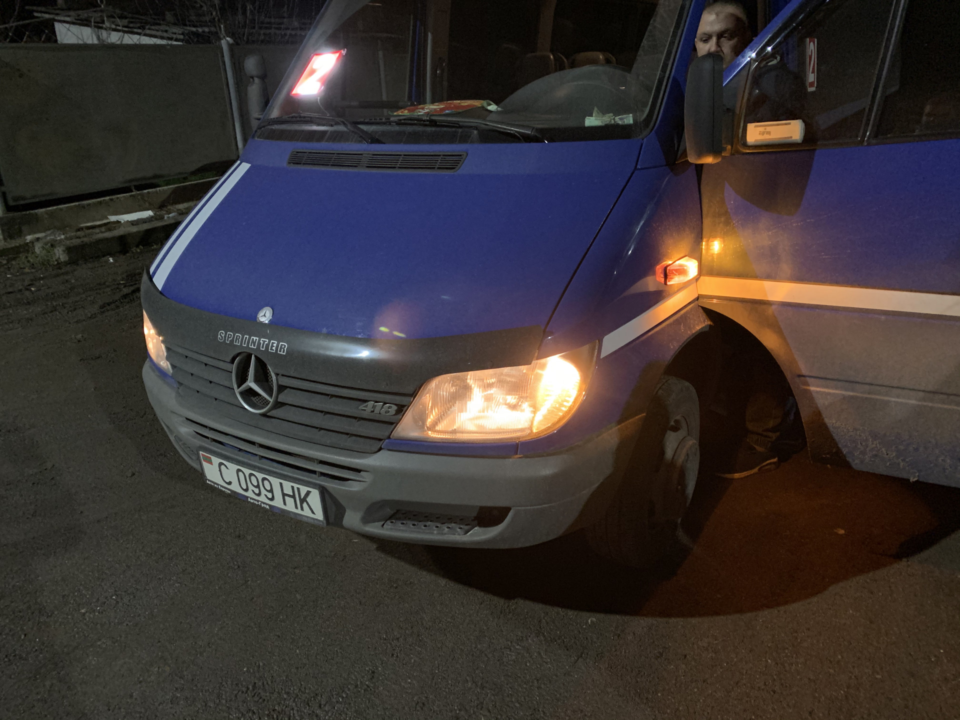 Завёлся коротышь» часть 1 — Mercedes-Benz Sprinter (1G), 2,7 л, 2005 года |  поломка | DRIVE2