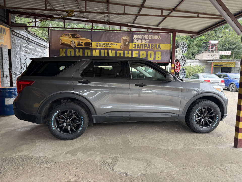 Фото в бортжурнале Ford Explorer (6G)