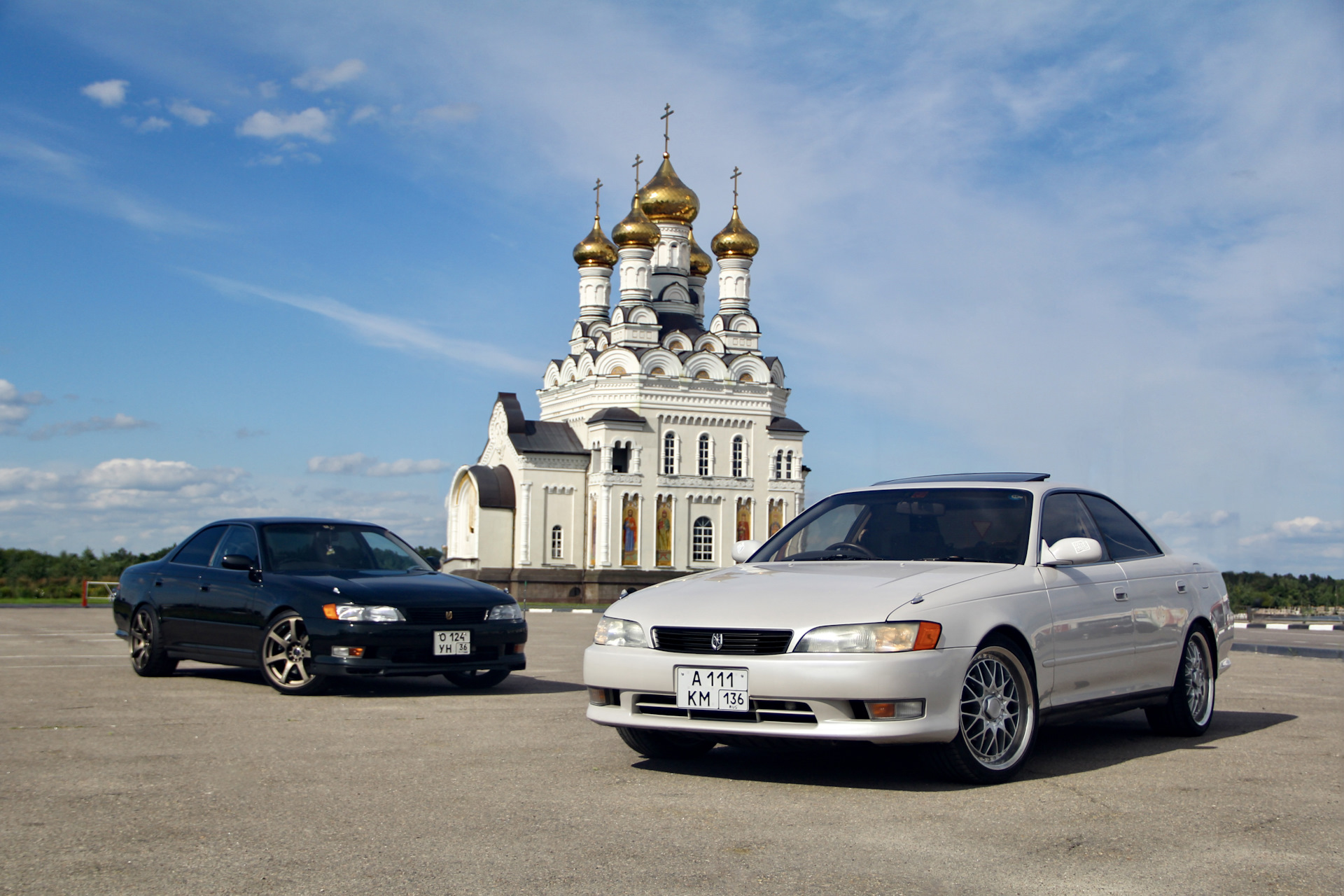 Вечерний фотосет Toyota Mark