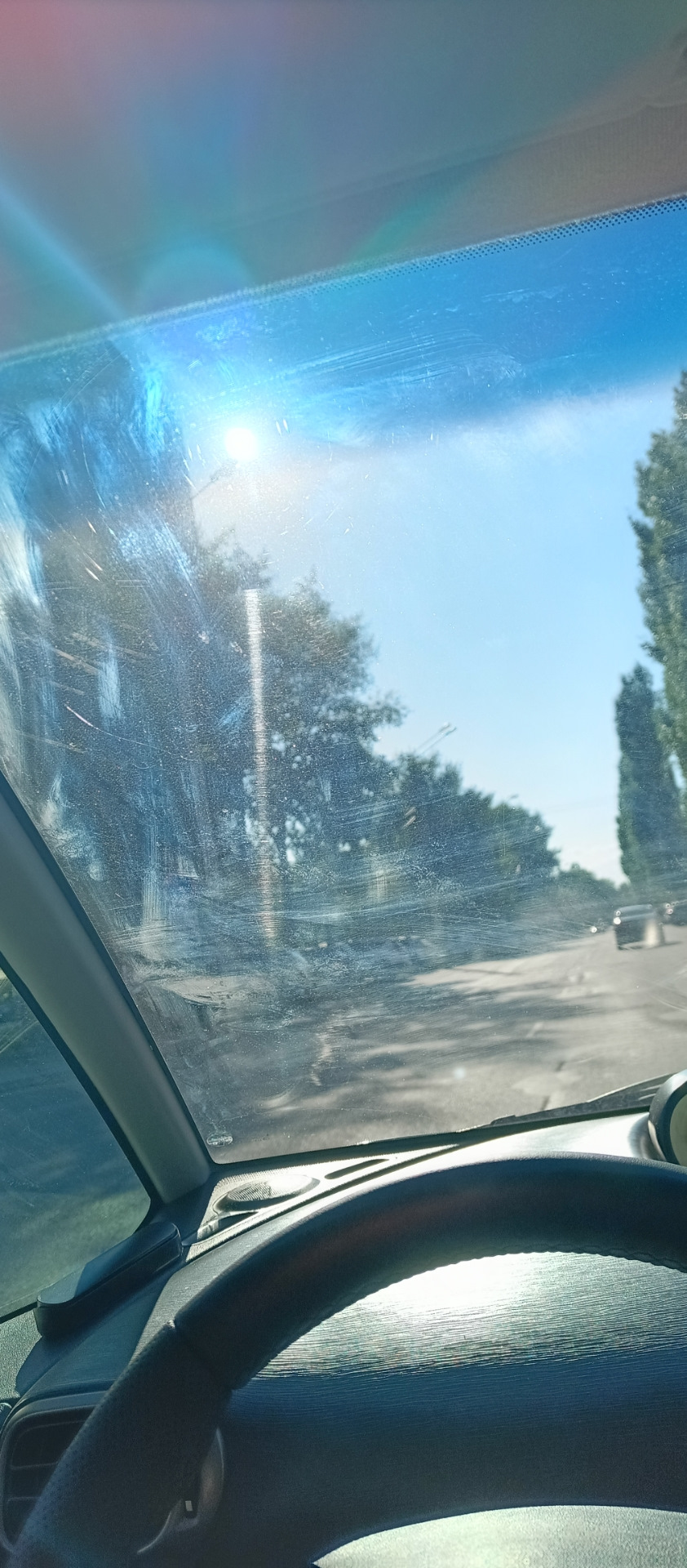 Грязное стекло ( zaебался протирать) — Citroen C3 Picasso, 1,4 л, 2010 ...