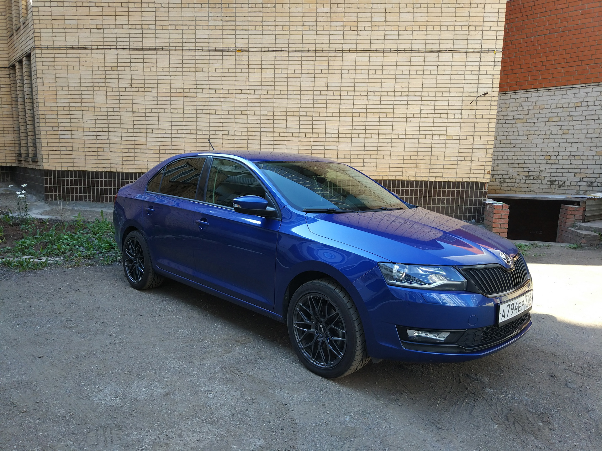 17 синий. Skoda Rapid синий r17. Slik l734 Рапид. Синий Рапид r16. Темно синий Рапид r16.