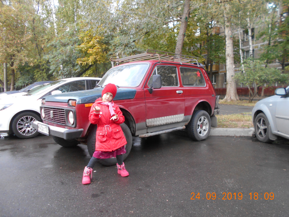 CARBOX 10-4612 для Нивы или Ванночка для багажника =) — Lada 4x4 3D, 1 ...