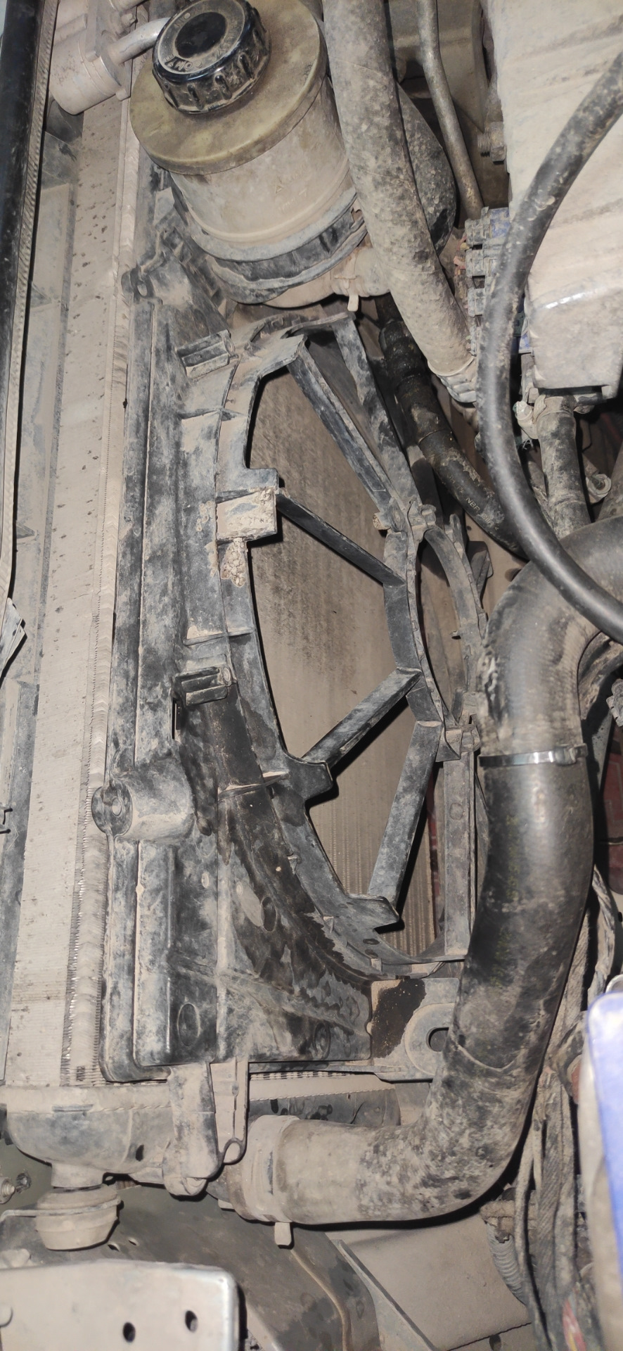 Моторчик вентилятора охлаждения. — Renault Scenic I, 2 л, 2003 года ...