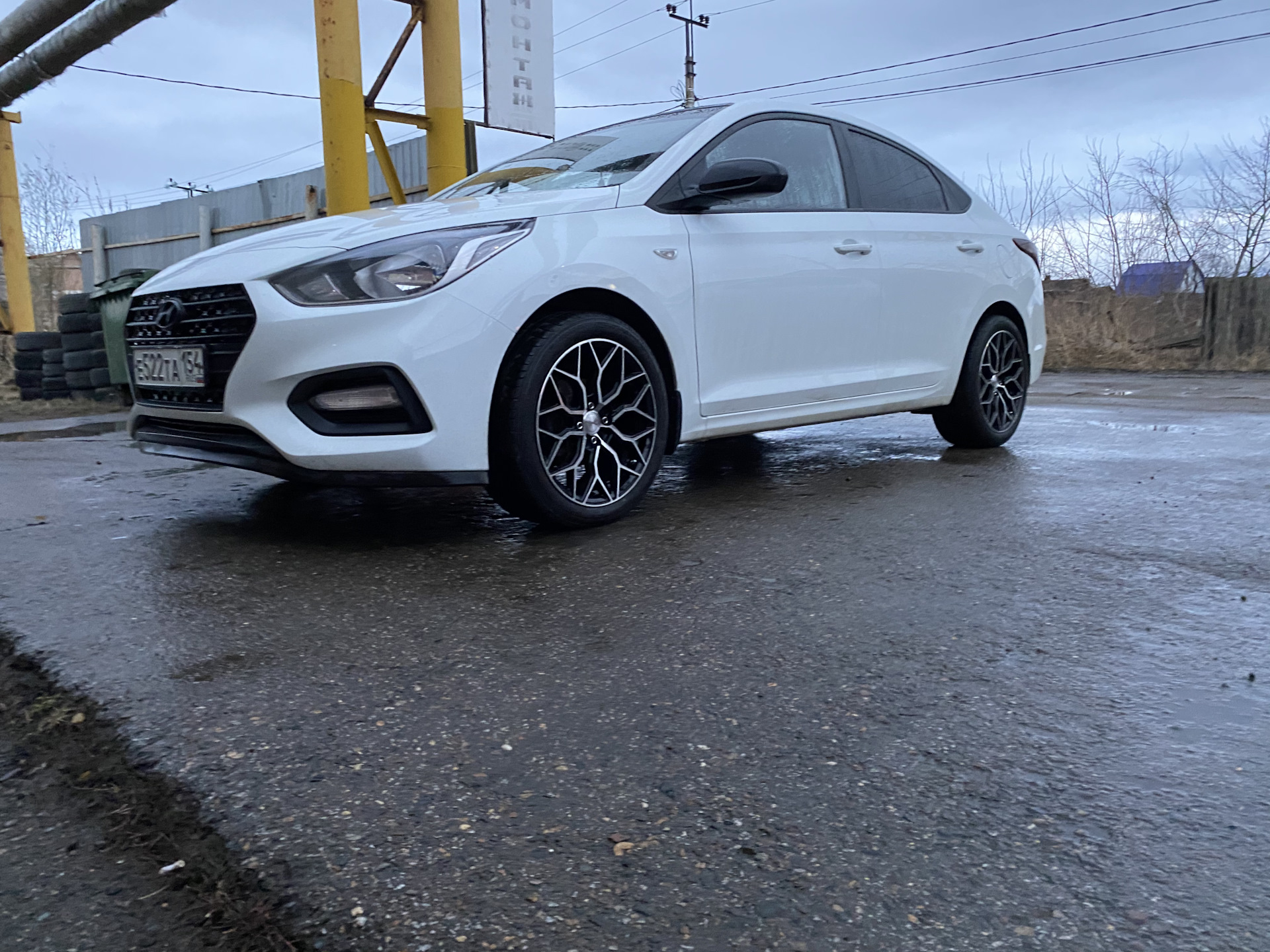 А вот и новые диски — Hyundai Solaris (2G), 1,6 л, 2017 года | колёсные ...